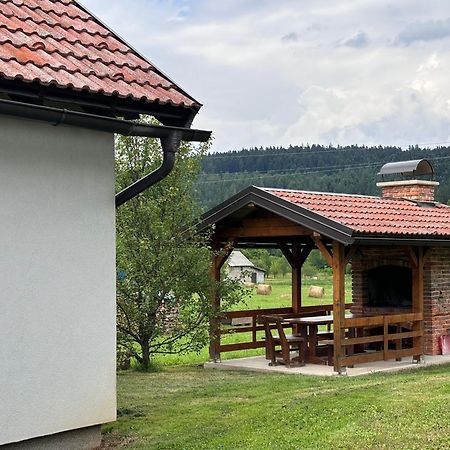 Conjar Villa Saborsko Екстериор снимка